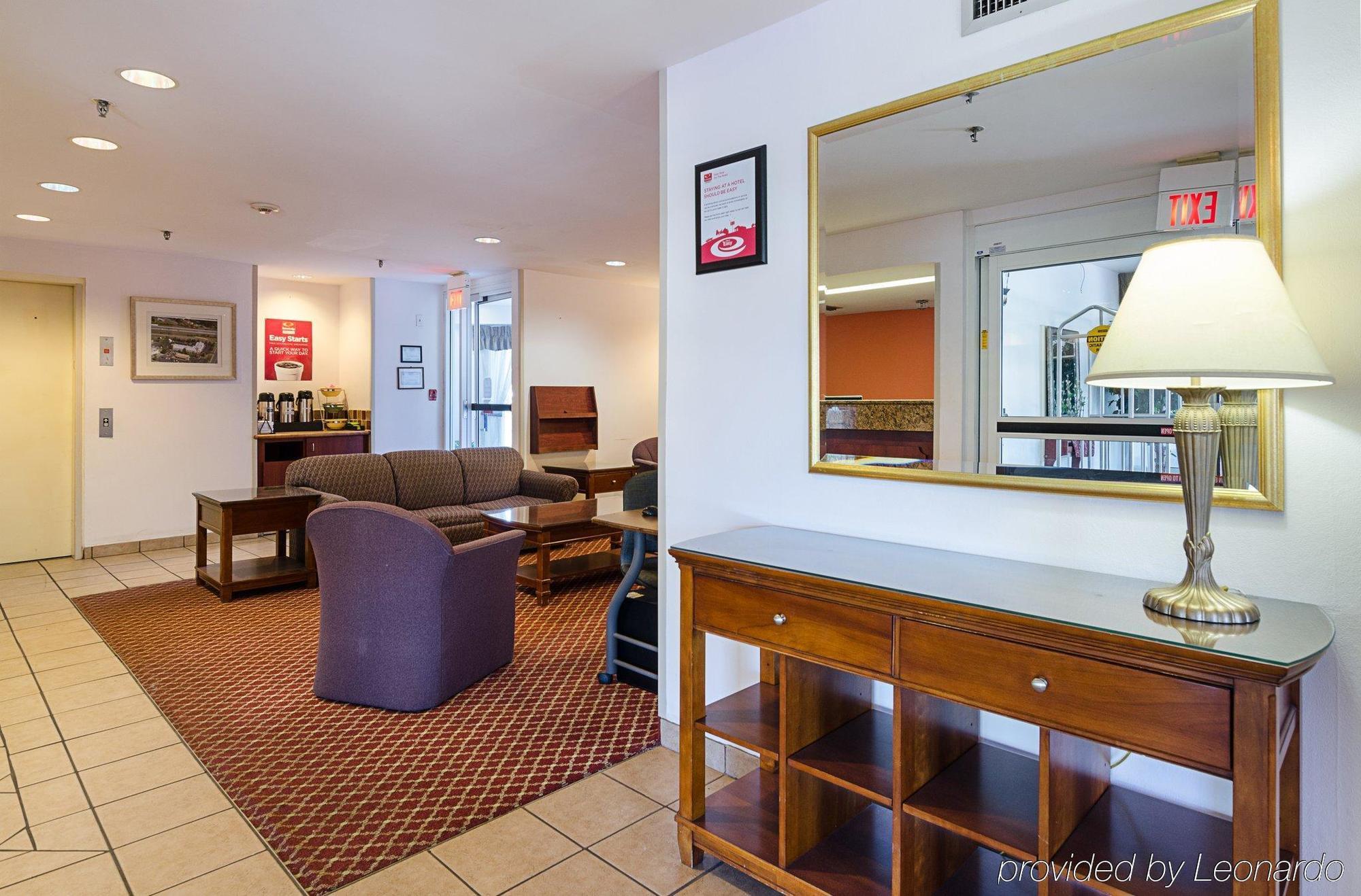 Econo Lodge Inn & Suites 约翰逊城 外观 照片