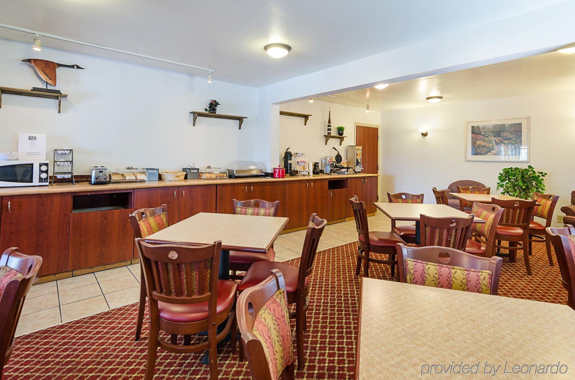 Econo Lodge Inn & Suites 约翰逊城 外观 照片